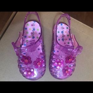 Trinket Jelly Sandals Size 5